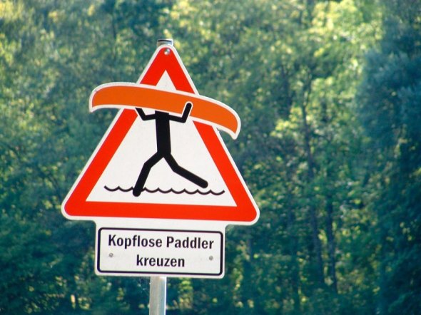 Schrge Schilder Mrz 2011